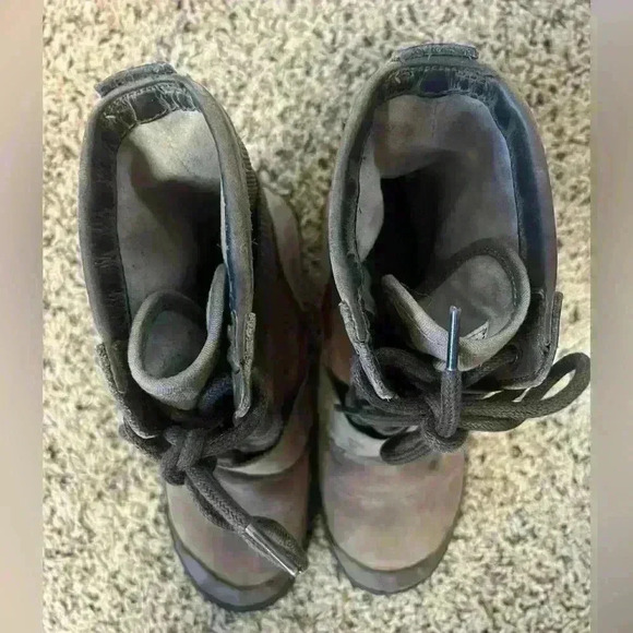 Sorel Lace Up Waterproof Boots - Picture 6 of 9